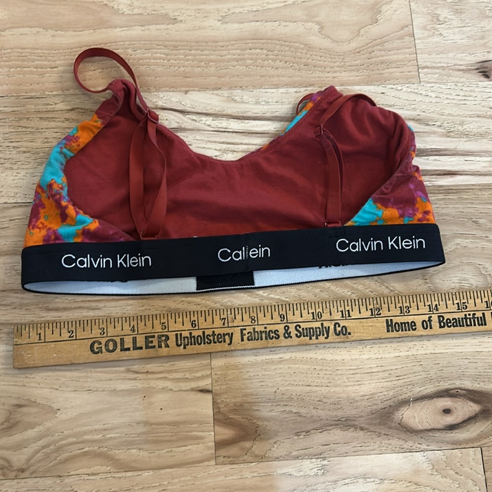 Calvin Klein bralette size xl - Picture 3 of 4